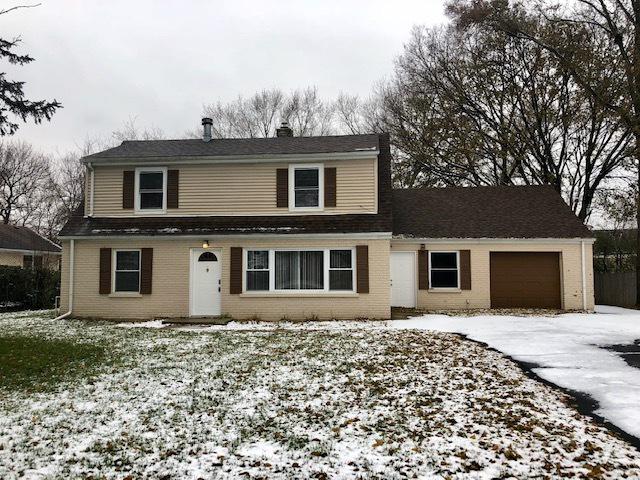 40 Valley Rd., Glen Ellyn, IL 60137