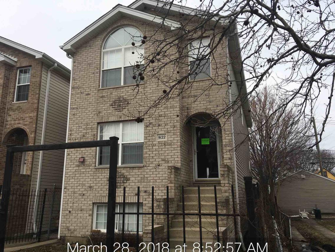 9122 S Greenwood Ave., Chicago, IL 60619
