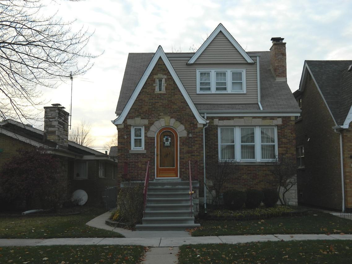 1644 Grove Ave., Berwyn, IL 60402