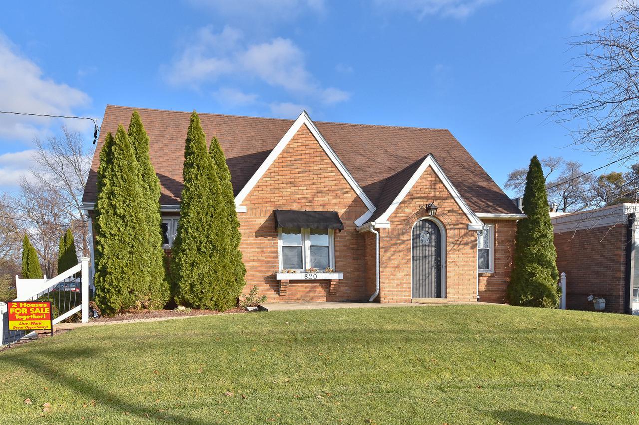 820 S 4th St., Dekalb, IL 60115