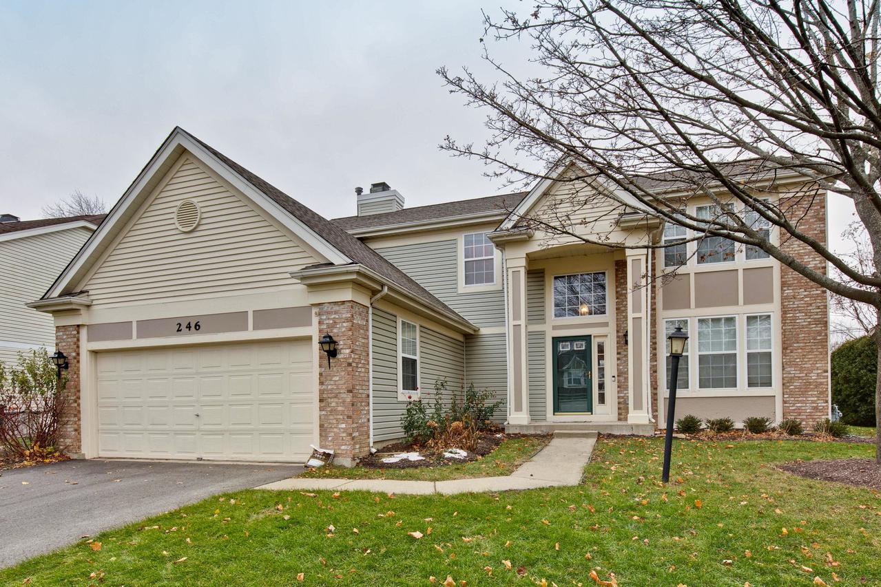 246 Lenox Ln., Mundelein, IL 60060