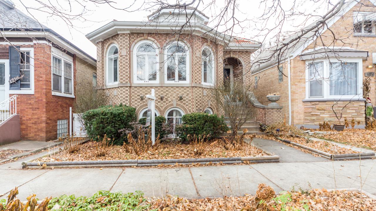 4220 N Mason Ave., Chicago, IL 60634