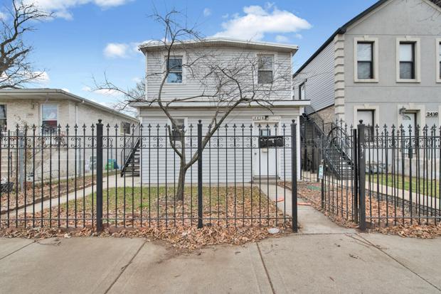 2418 W 36th St., Chicago, IL 60632