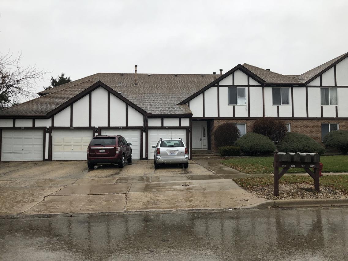 1511 Longwood Dr., Sycamore, IL 60178