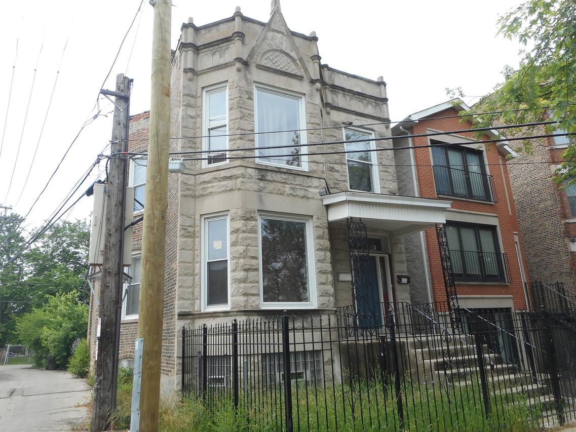 1842 S St Louis Ave., Chicago, IL 60623