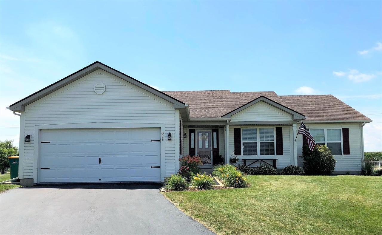 824 Water Stone Way, Malta, IL 60150