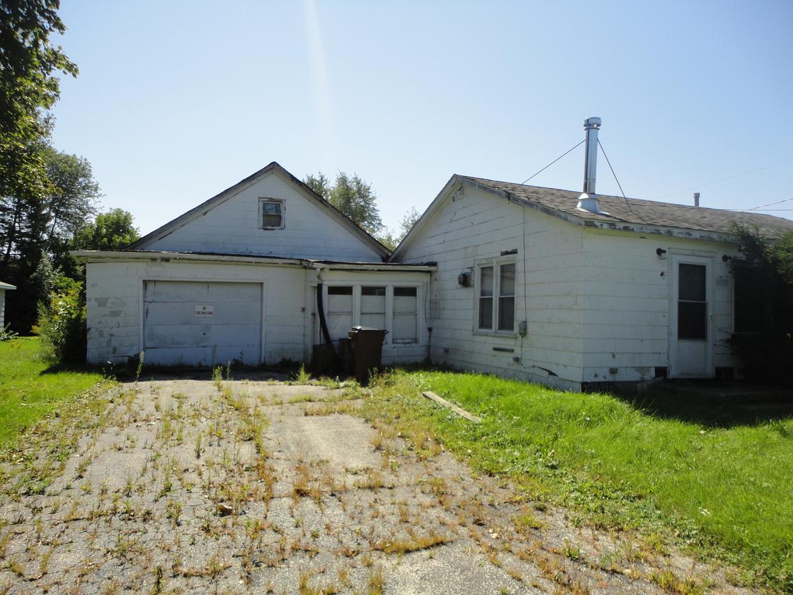 2417 9th St., Winthrop Harbor, IL 60096