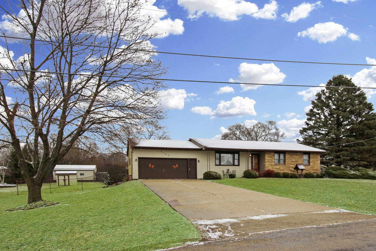 2147 Cross St., Freeport, IL 61032