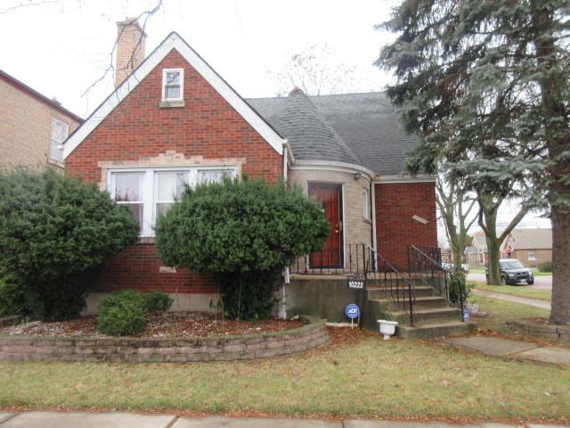 10223 S St Lawrence Ave., Chicago, IL 60628
