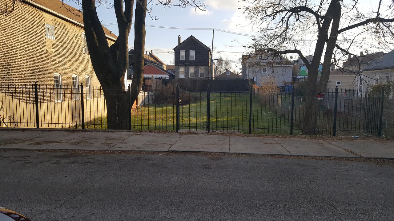 2025 W 17th St., Chicago, IL 60608