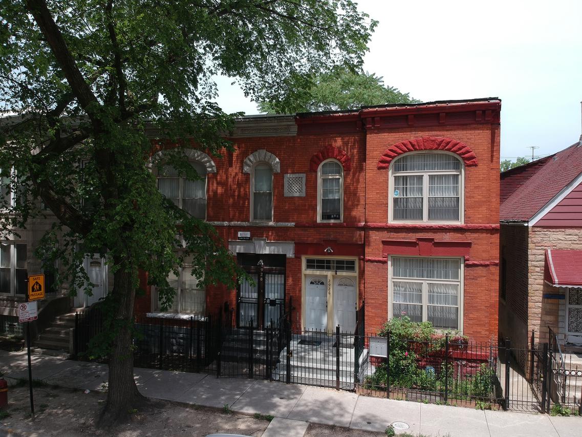 2928 W Polk St., Chicago, IL 60612