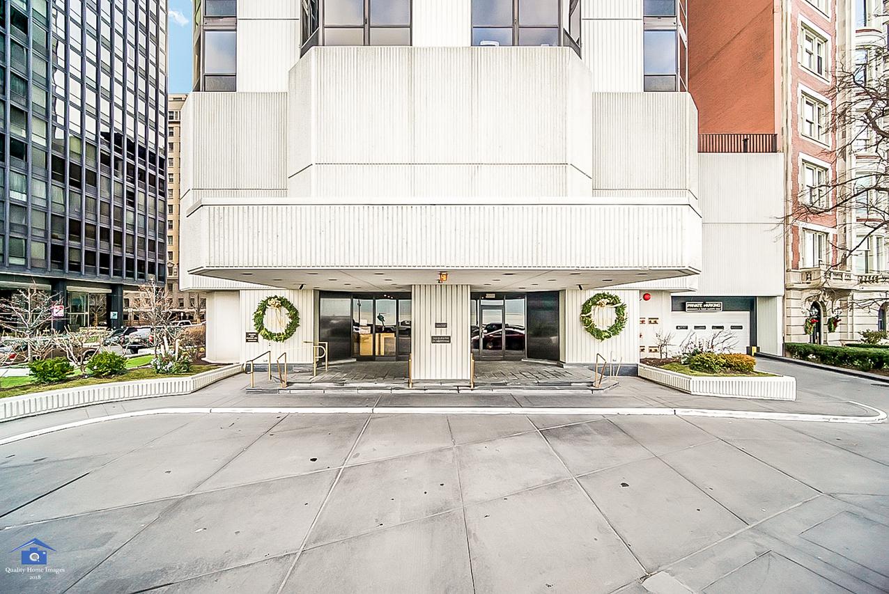 990 N Lake Shore Dr. #6D, Chicago, IL 60611