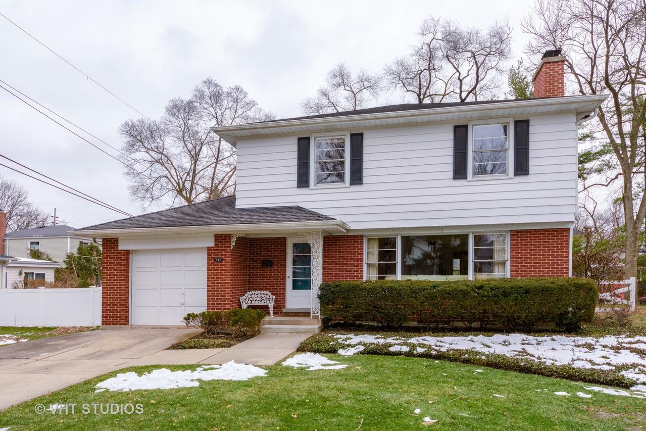 111 S Stratford Rd., Arlington Heights, IL 60004