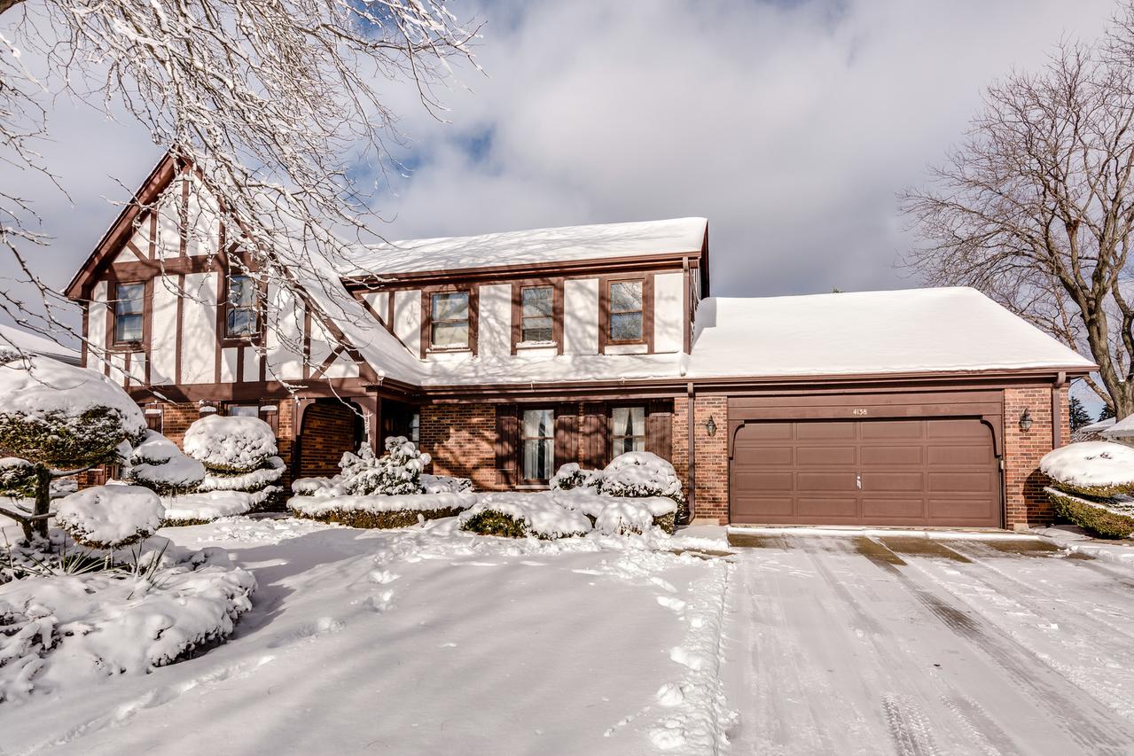 4138 Rutgers Ln., Northbrook, IL 60062