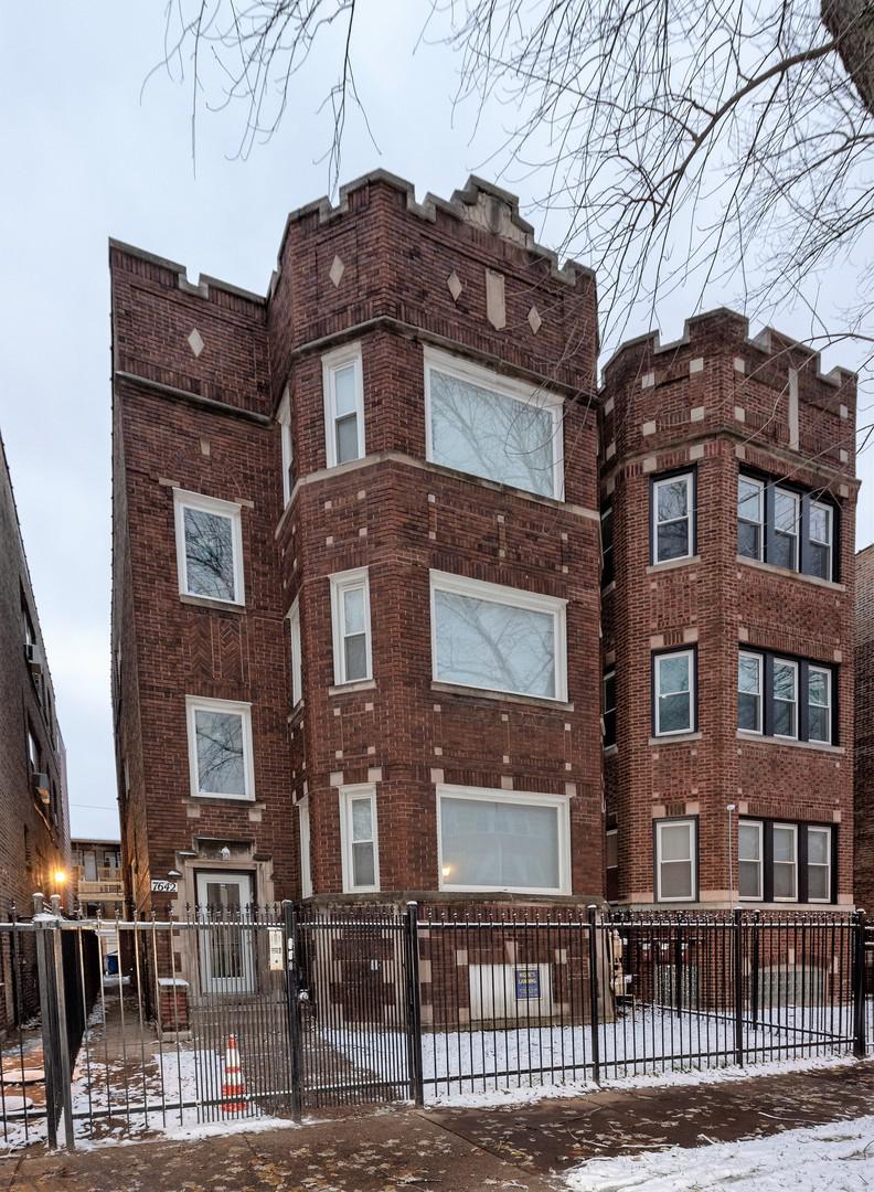 7642 S Kingston Ave., Chicago, IL 60649