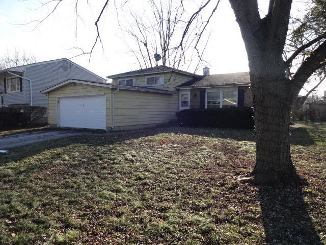 1303 S Blanchard St., Wheaton, IL 60189