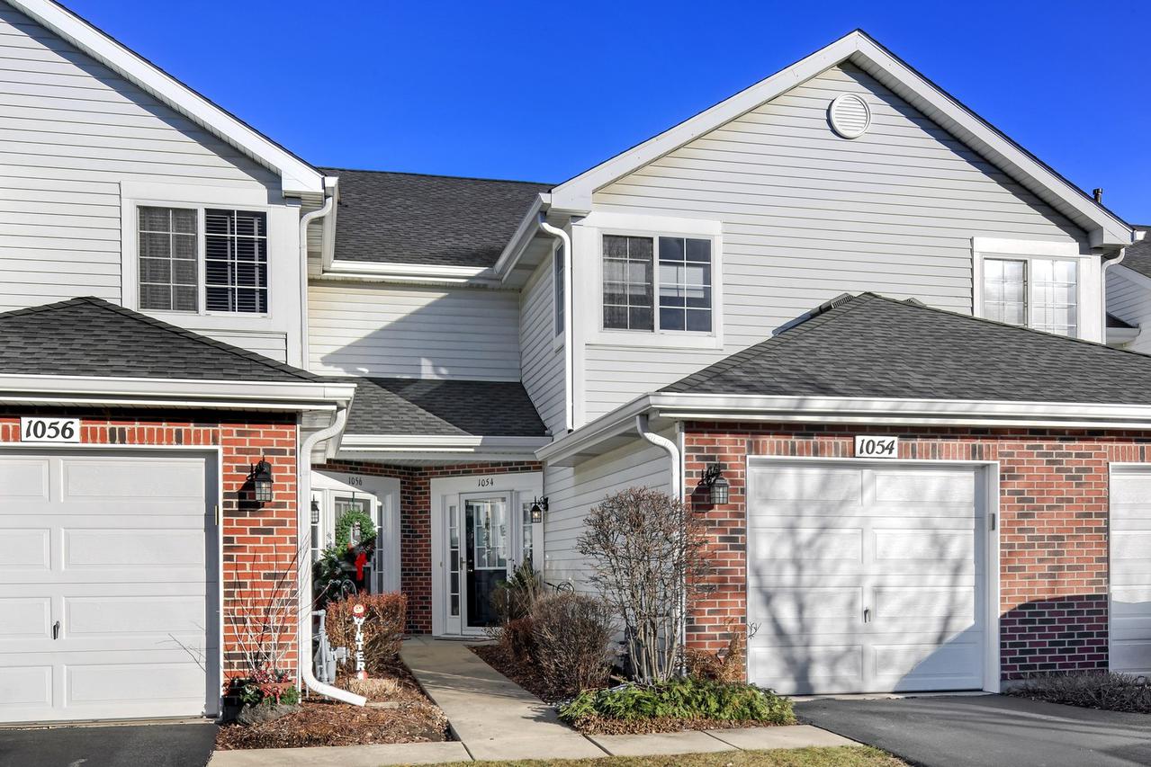 1054 Ripple Ridge, Darien, IL 60561