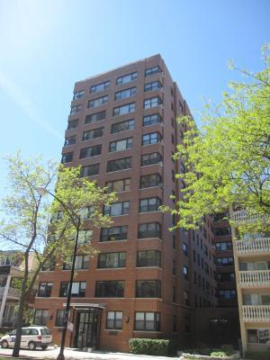 5858 N Sheridan Rd. #1207, Chicago, IL 60660