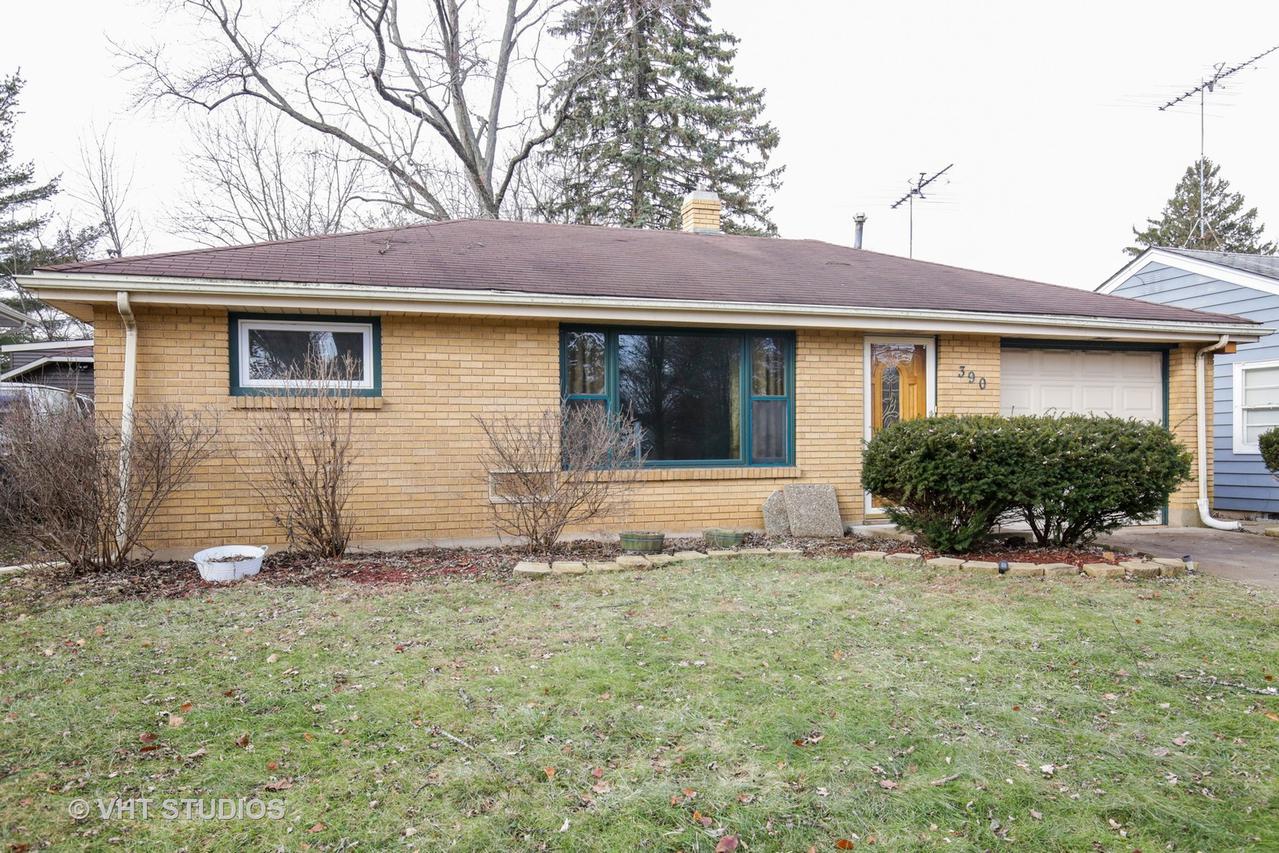 390 Vincent Pl., Elgin, IL 60123