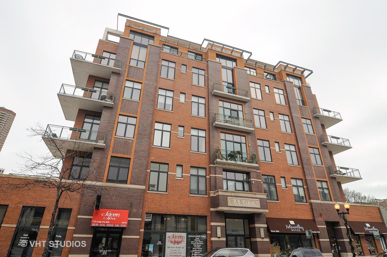 3631 N Halsted St. #404, Chicago, IL 60613