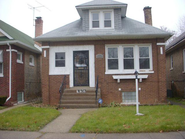 8917 S Elizabeth St., Chicago, IL 60620