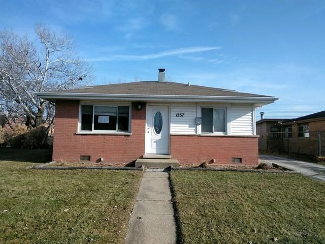 1257 Arthur St., Calumet City, IL 60409