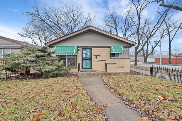 9567 S Green St., Chicago, IL 60643