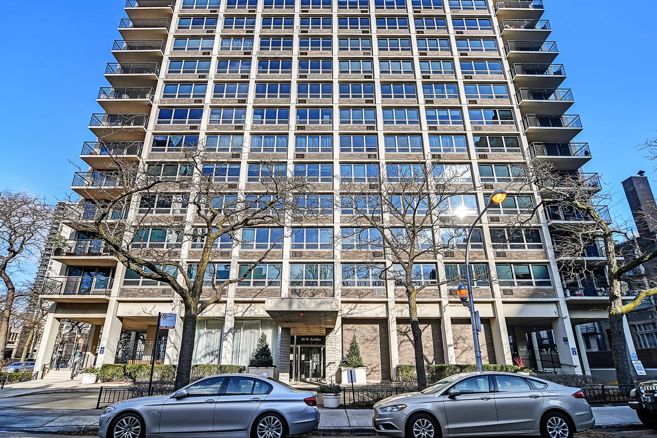88 W Schiller St. #2409L, Chicago, IL 60610