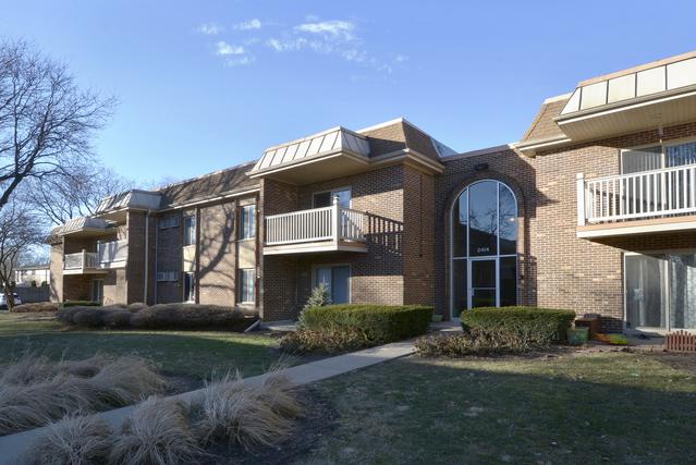 2414 N Kennicott Dr. #1D, Arlington Heights, IL 60005