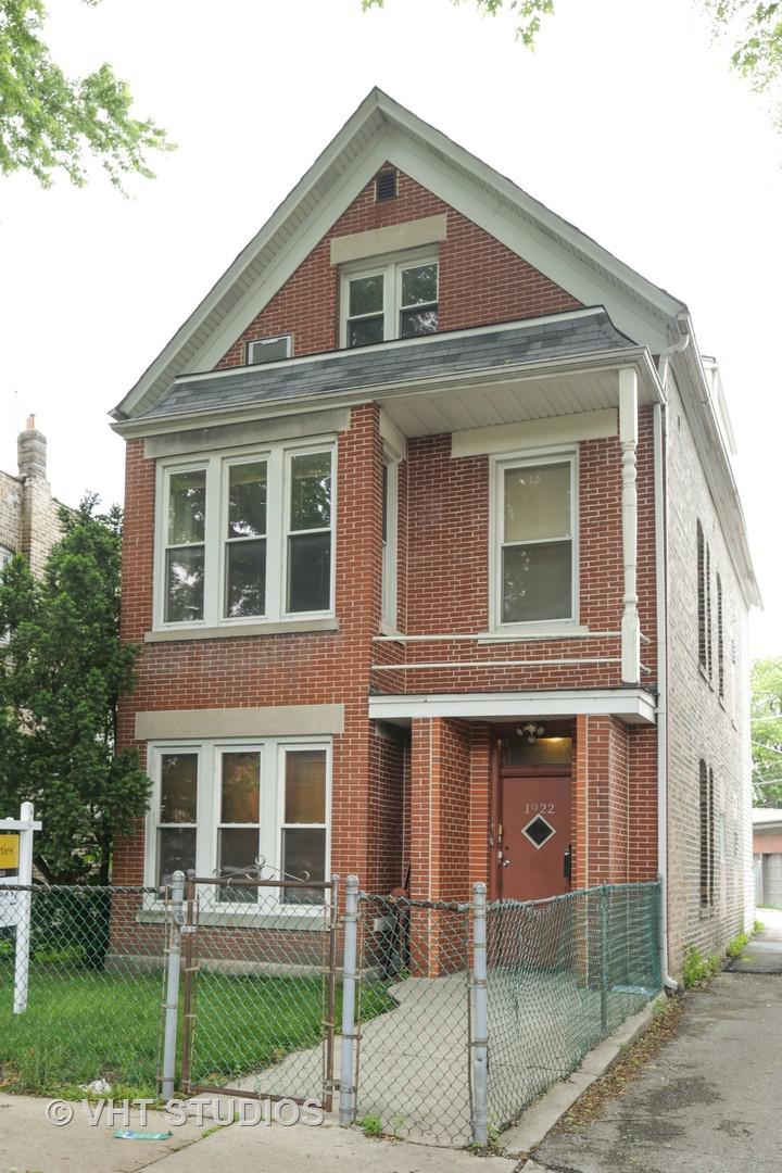 1922 W Grace St., Chicago, IL 60613