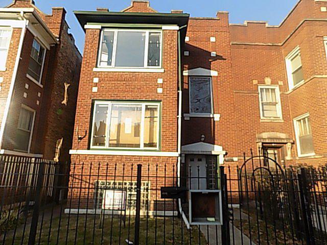 938 N Leclaire Ave., Chicago, IL 60651