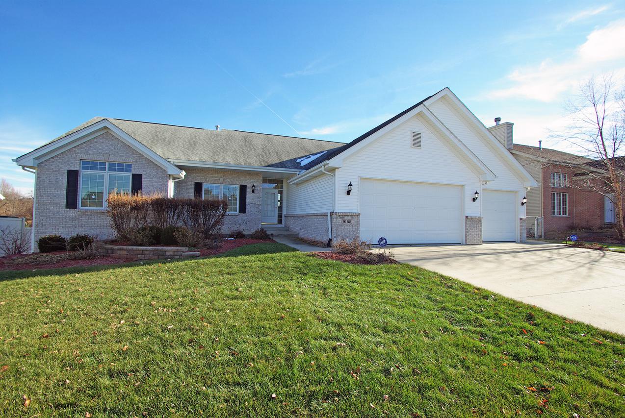9165 Longfellow Ln., Machesney Park, IL 61115