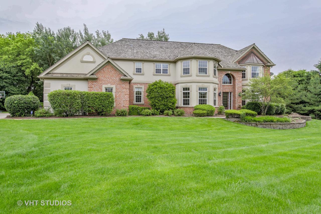26397 W Roberts Ln., Barrington, IL 60010