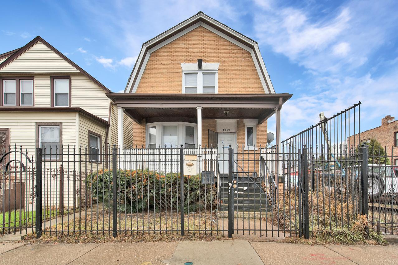 4919 W Lexington St., Chicago, IL 60644