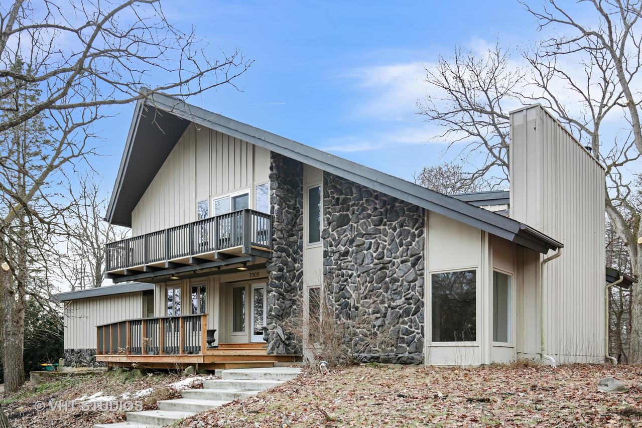 7305 Oakwood Ln., Crystal Lake, IL 60012