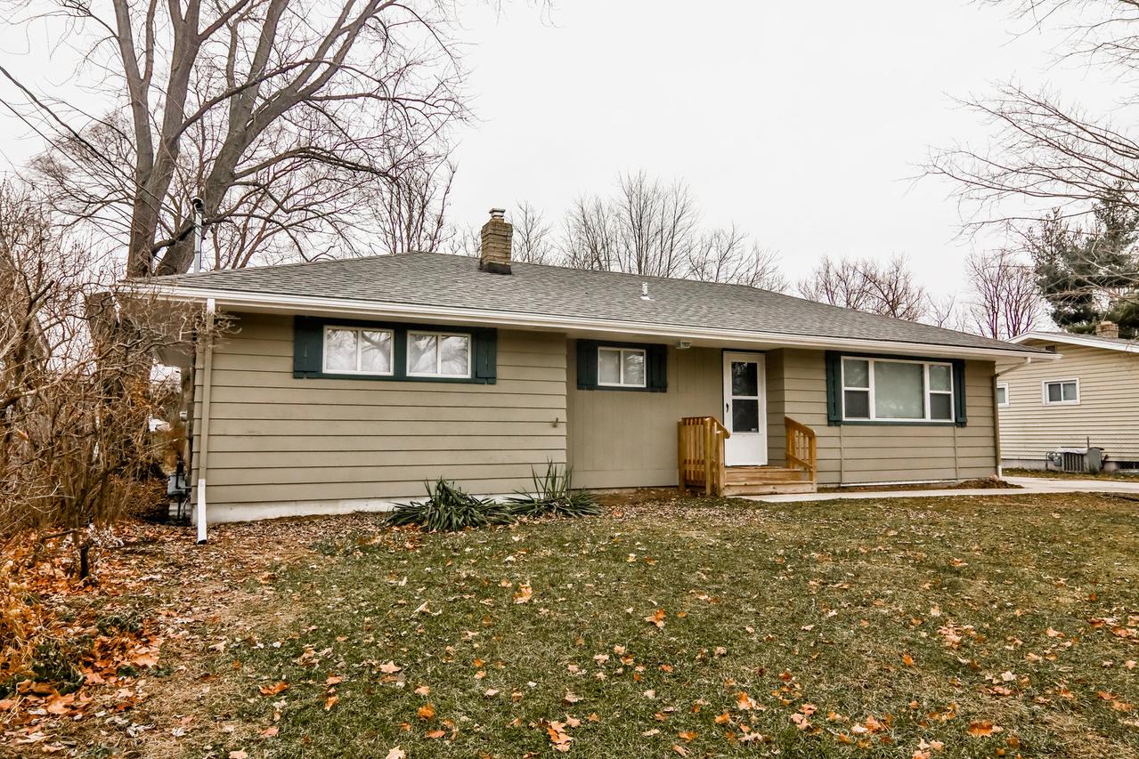9532 Baldwin Dr., Machesney Park, IL 61115