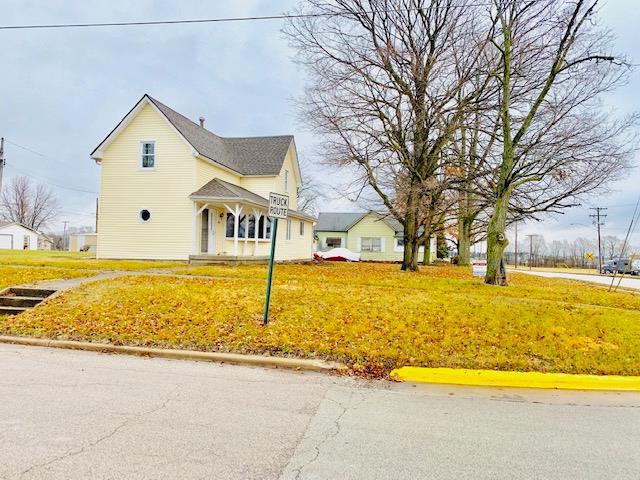 822 S 2nd Ave., Hoopeston, IL 60942