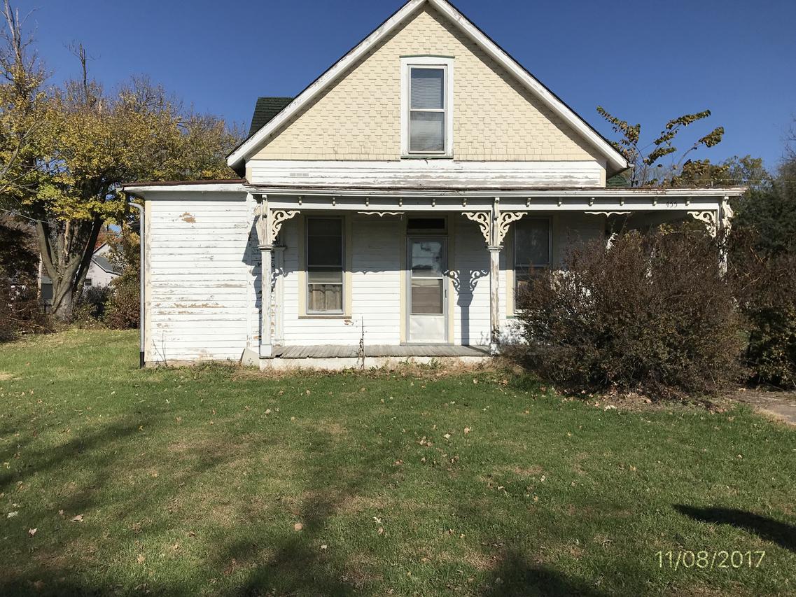 455 Jackson St., Warsaw, IL 62379