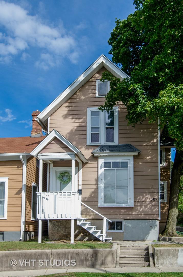 507 Wellington Ave., Elgin, IL 60120