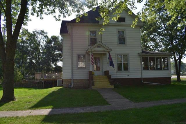 300 N Wolf St., Odell, IL 60460
