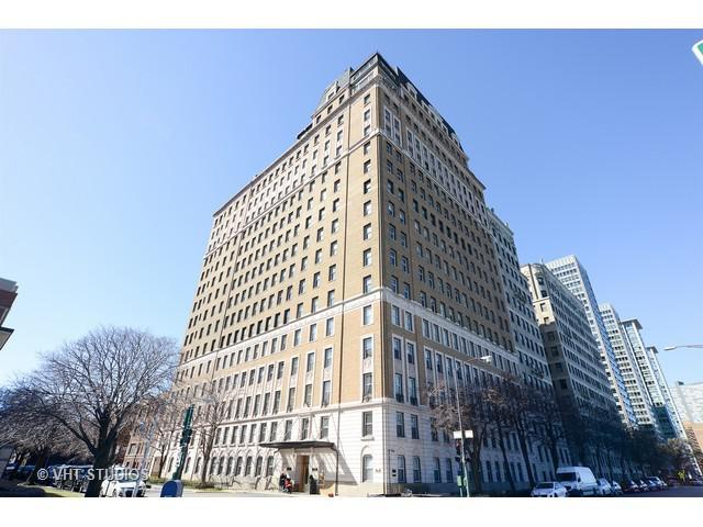 3500 N Lake Shore Dr. #15-D, Chicago, IL 60657