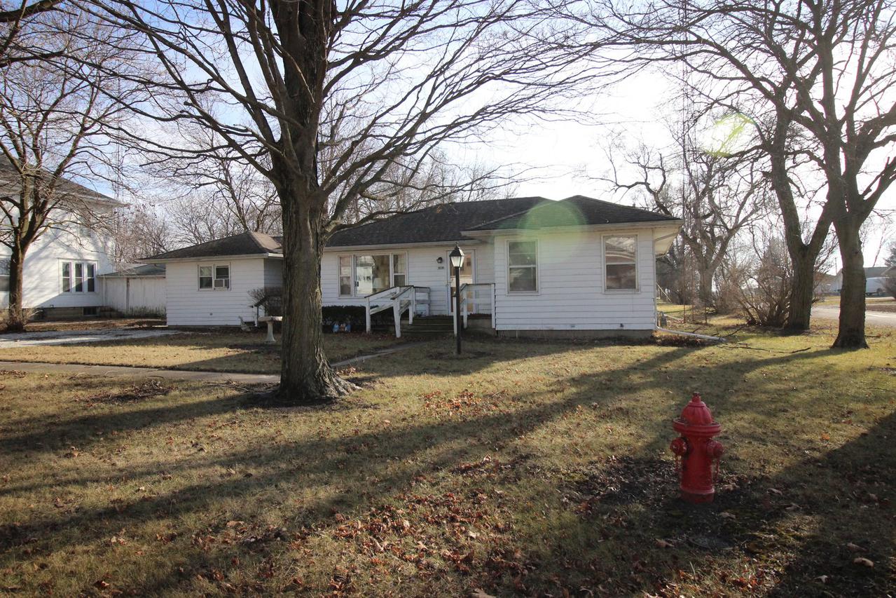 410 W Main St., Kempton, IL 60946
