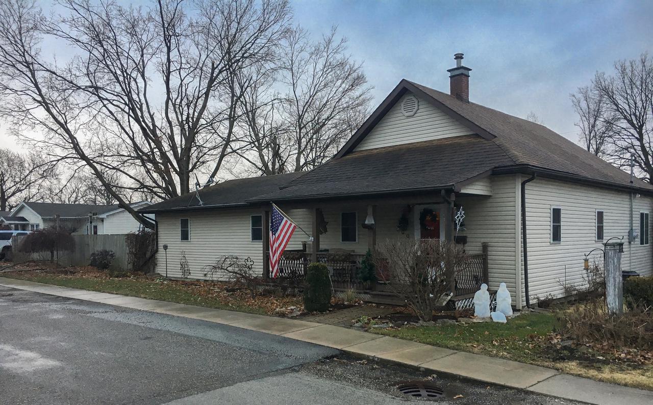 300 E 10th St., Georgetown, IL 61846