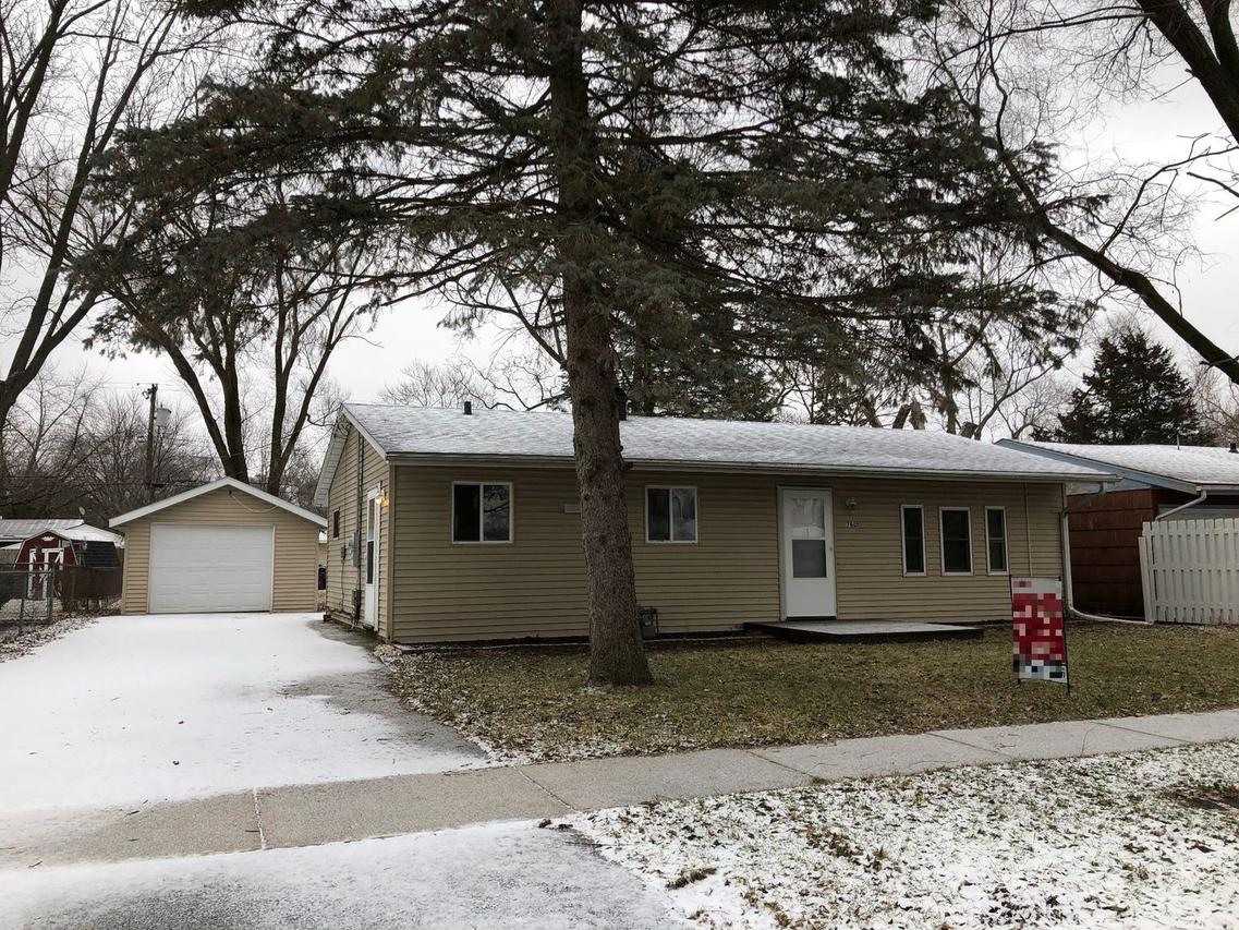 7801 Randy Rd., Machesney Park, IL 61115