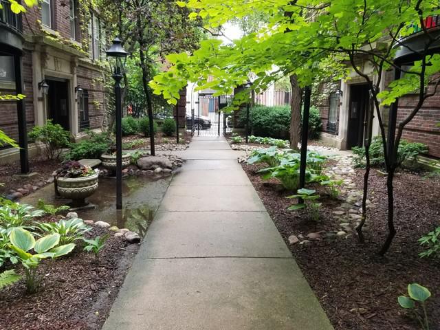 3642 N Pine Grove Ave. #2K, Chicago, IL 60613
