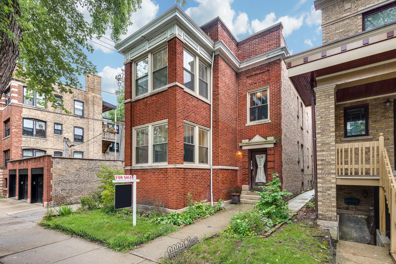 1415 W Balmoral Ave., Chicago, IL 60640