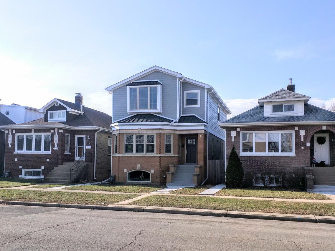 2636 N 76th Ave., Elmwood Park, IL 60707