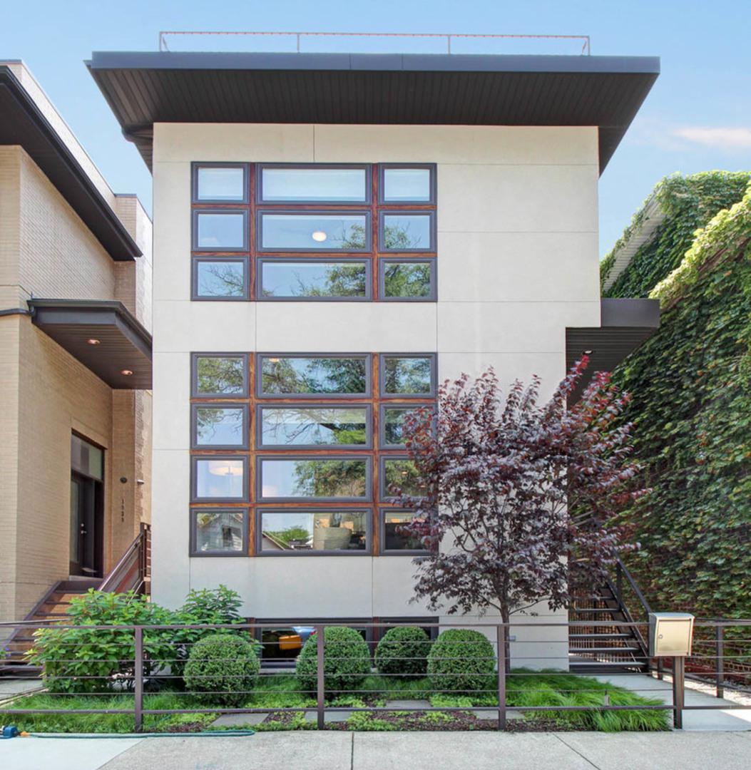 1941 W Race Ave., Chicago, IL 60622