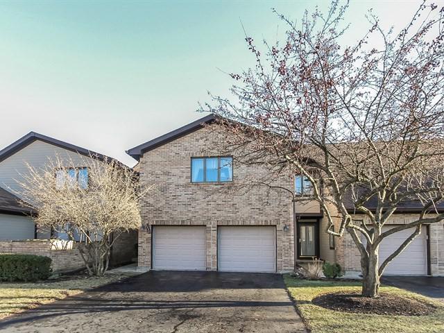 1636 Pebble Beach Dr., Hoffman Estates, IL 60169