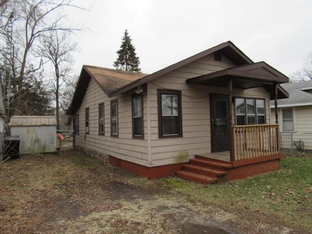 28269 W Hickory St., Wauconda, IL 60084